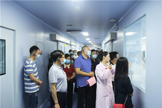 全市精神文明創(chuàng)建工作觀摩活動走進(jìn)市中心血站