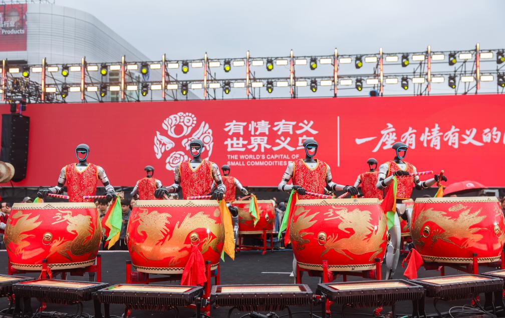 2026年2月28日，義烏全球數(shù)貿(mào)中心舉行新春開市儀式。